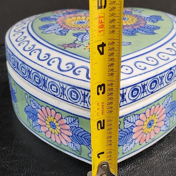 Vintage Porcelain Bohemian Heart Box With Lid - Picture 6 of 10